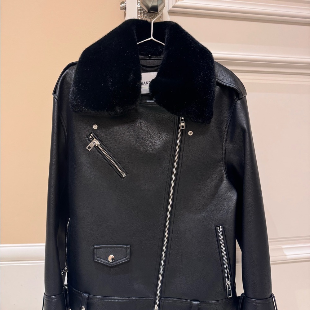 Stand studio Jacket - Picture 2 of 9